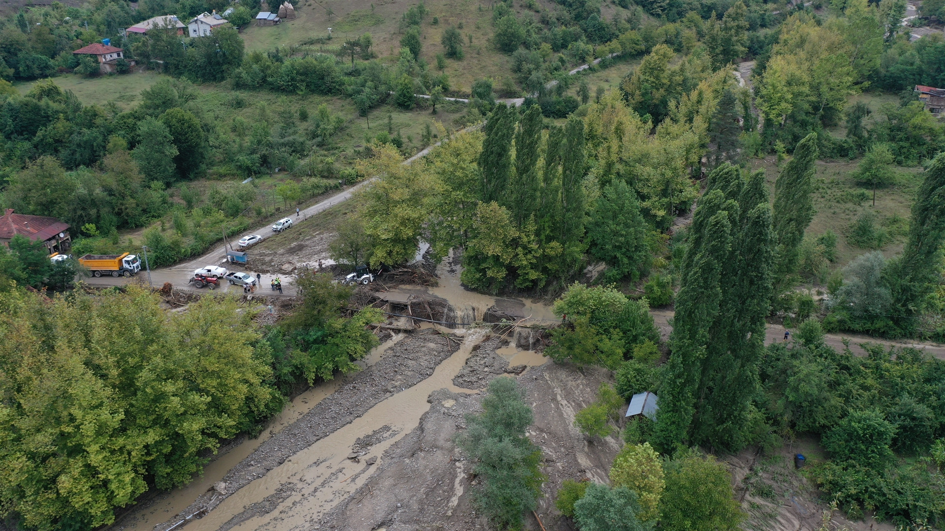 Kastamonu, Sinop ve Bartındaki sel felaketinden yeni kareler
