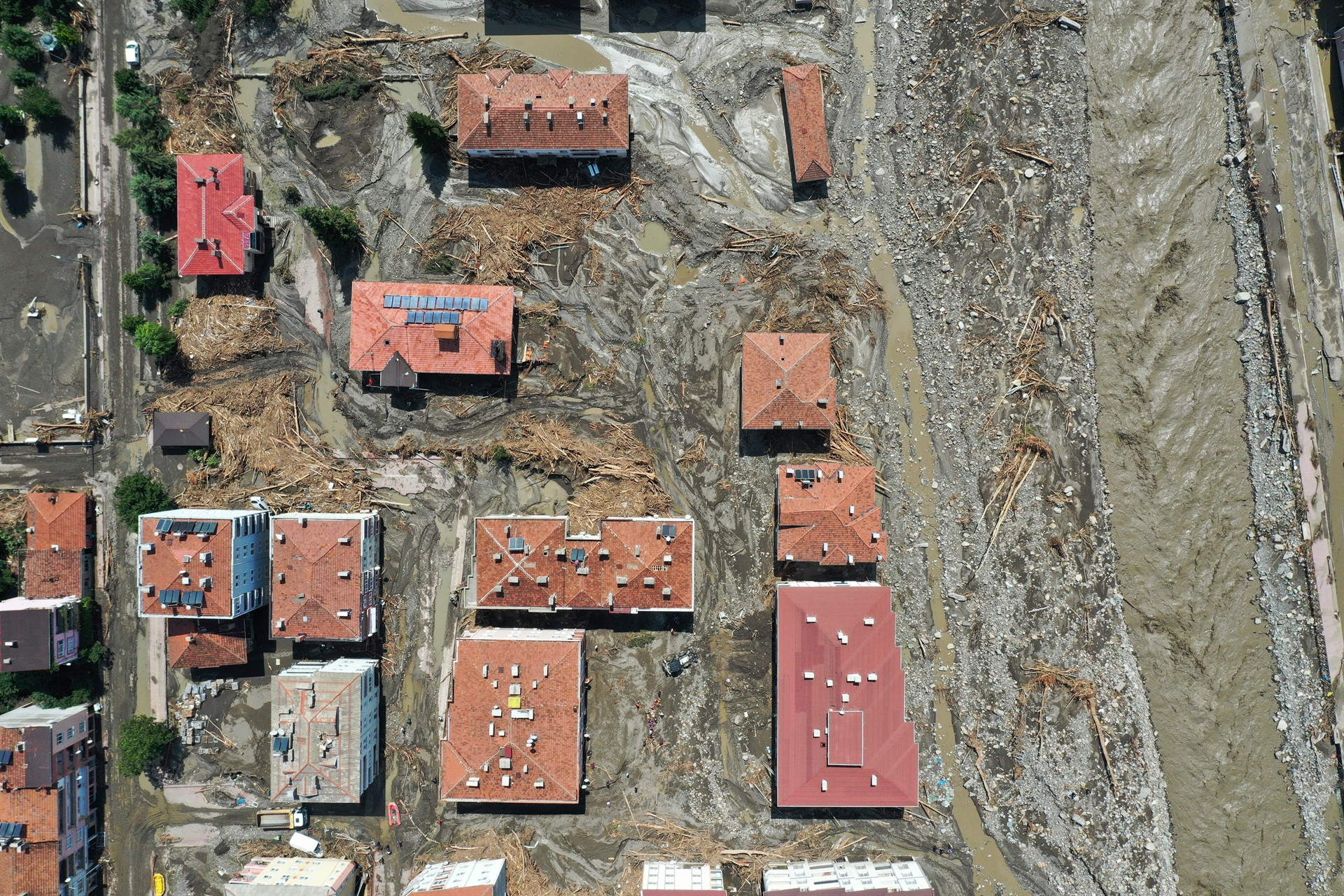 Kastamonu, Sinop ve Bartındaki sel felaketinden yeni kareler