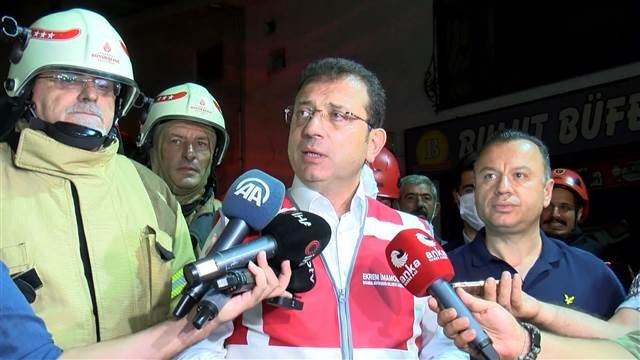 İkitelli Çevre Sanayi Sitesindeki büyük yangının bilançosu gün ağarınca ortaya çıktı