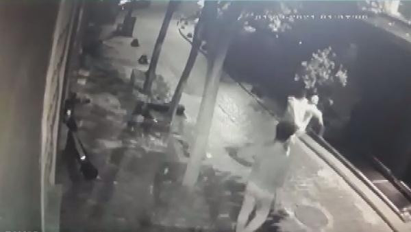 Beyoğlunda turisti böyle gasp ettiler