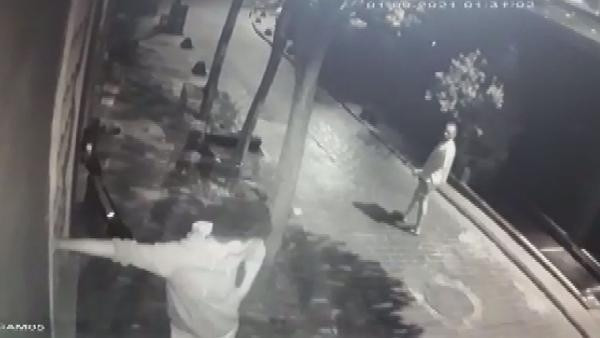 Beyoğlunda turisti böyle gasp ettiler