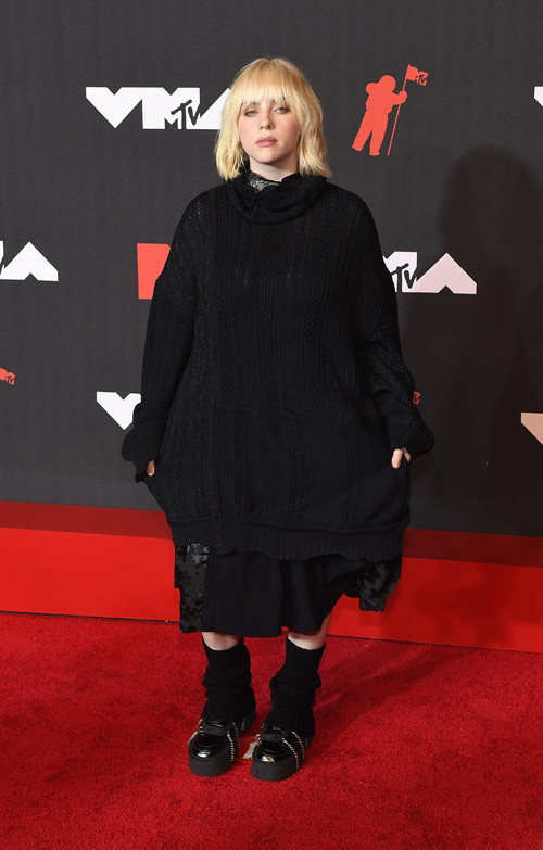 MTV Video Müzik Ödülleri 2021 dağıtıldı: Kalpli mesaj MTV Video Müzik Ödülleri 2021 dağıtıldı: Kalpli mesaj