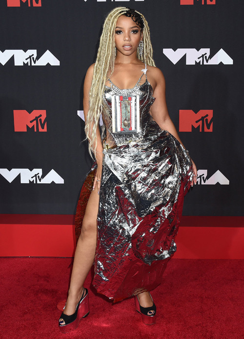 MTV Video Müzik Ödülleri 2021 dağıtıldı: Kalpli mesaj MTV Video Müzik Ödülleri 2021 dağıtıldı: Kalpli mesaj