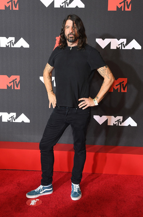 MTV Video Müzik Ödülleri 2021 dağıtıldı: Kalpli mesaj MTV Video Müzik Ödülleri 2021 dağıtıldı: Kalpli mesaj