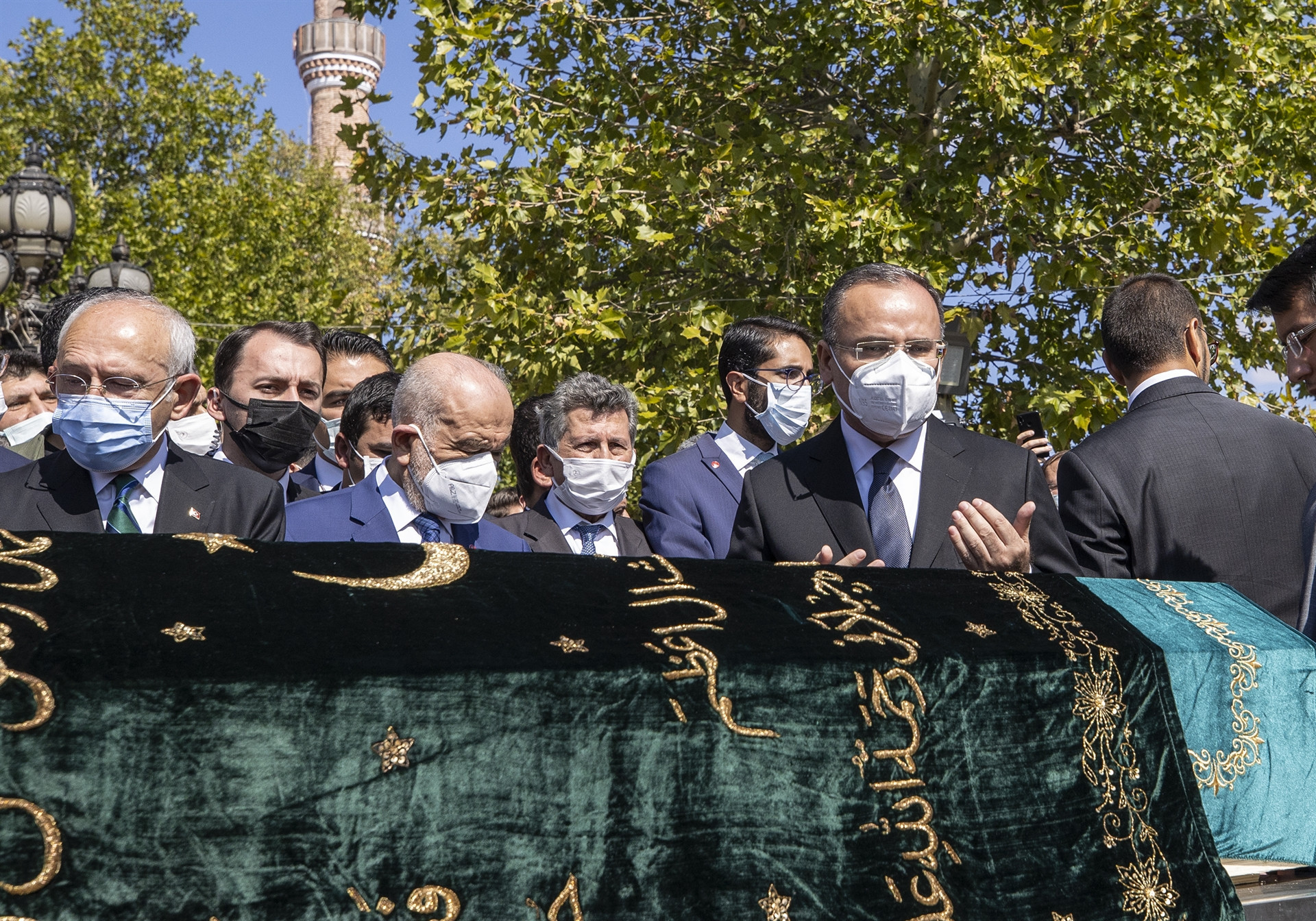 Oğuzhan Asiltürk son yolculuğuna uğurlandı