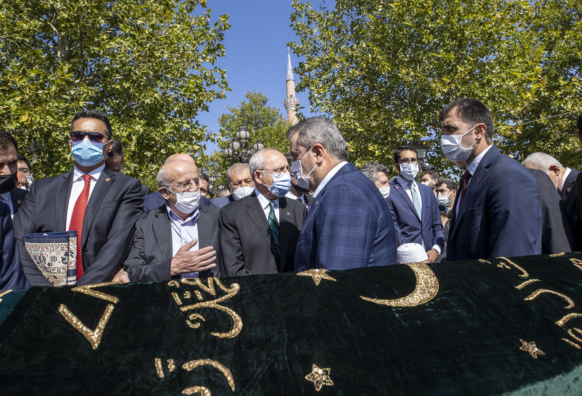 Oğuzhan Asiltürk son yolculuğuna uğurlandı
