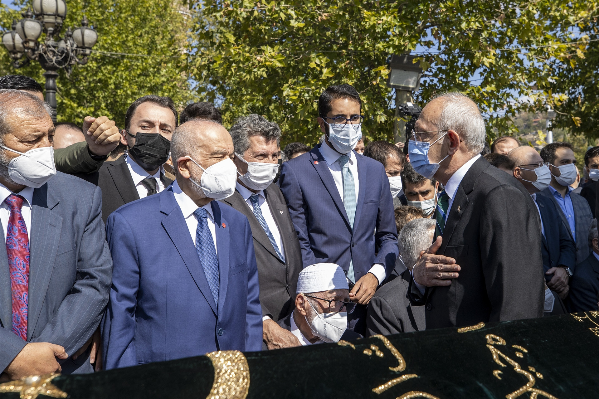 Oğuzhan Asiltürk son yolculuğuna uğurlandı