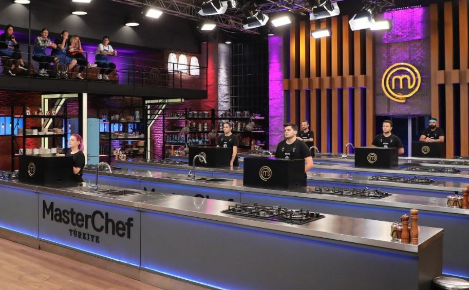 MasterChefte bu hafta kim (3 Ekim) elendi MasterChefin iddialı yarışmacısı veda etti, şefleri şaşırttı MasterChefte bu hafta kim (3 Ekim) elendi MasterChefin iddialı yarışmacısı veda etti, şefleri şaşırttı