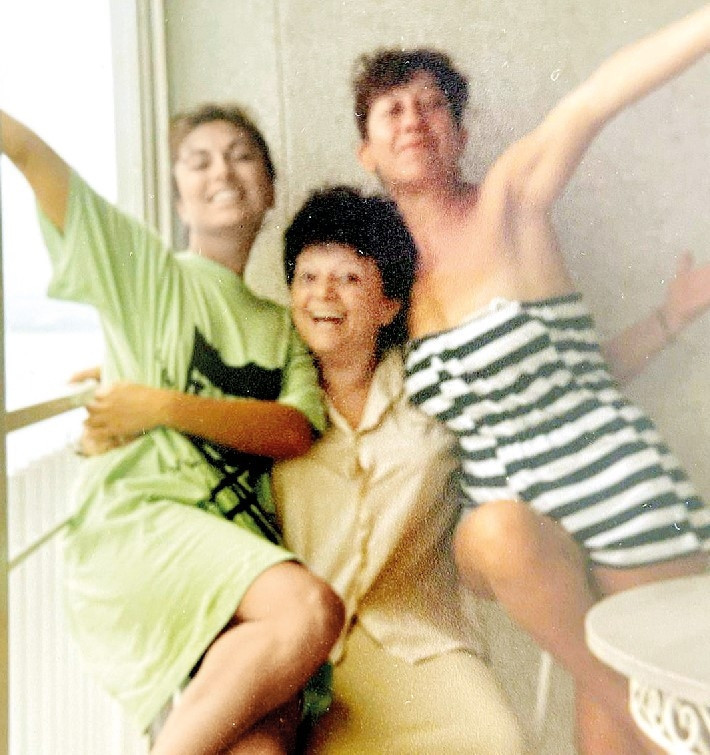Sahici dostlardık