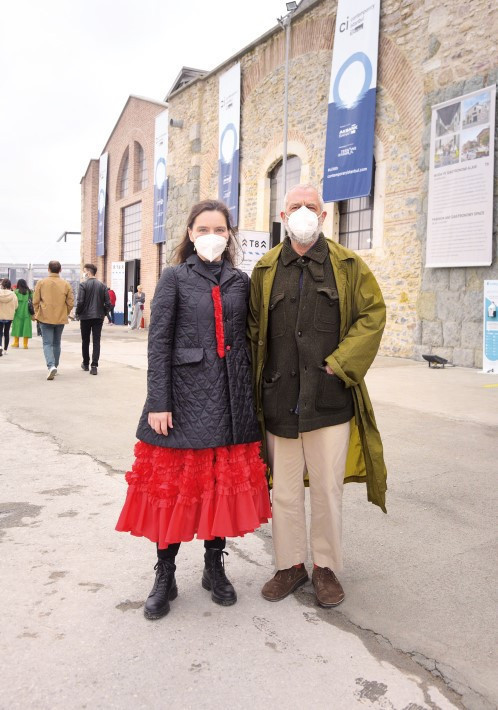 Sanatsever çift Sanatsever çift