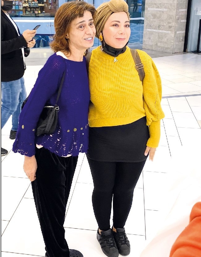 Yıldız Tilbeyi kızdıran soru: Türkçe konuşuyorum