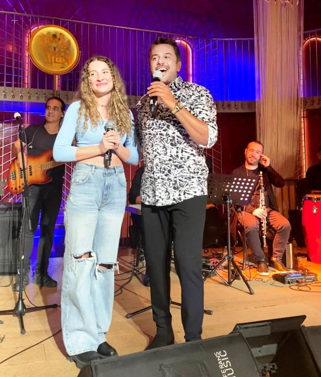 Sürpriz kutlama Sürpriz kutlama