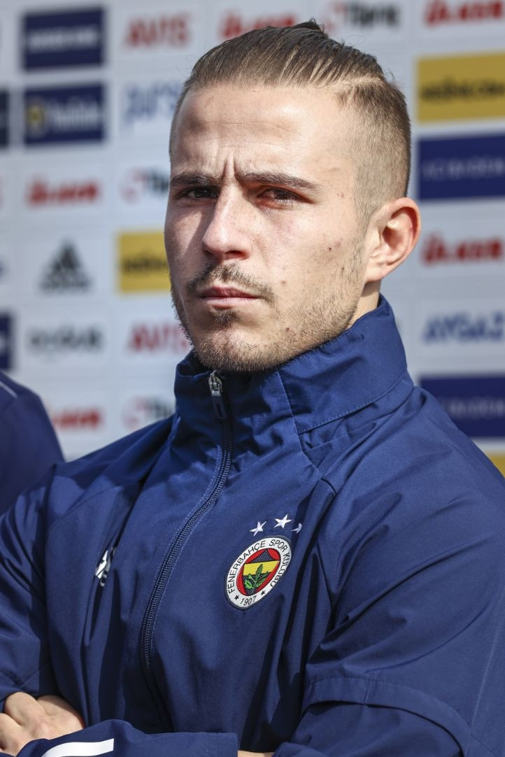 OMUZ SAKATLIĞI GEÇİRDİ