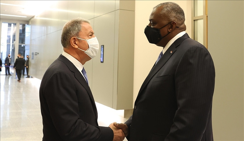 BAKANLAR GÖRÜŞTÜ