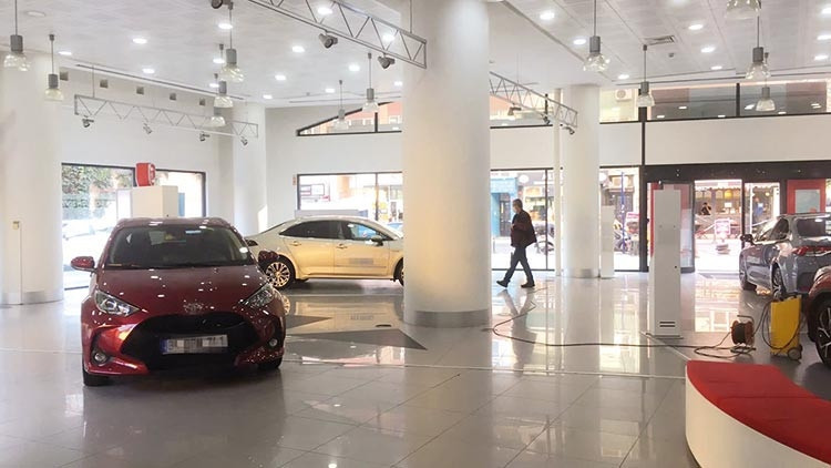Bayide yok, galeri el yakıyor Sıfır otomobil almak zorlaştı