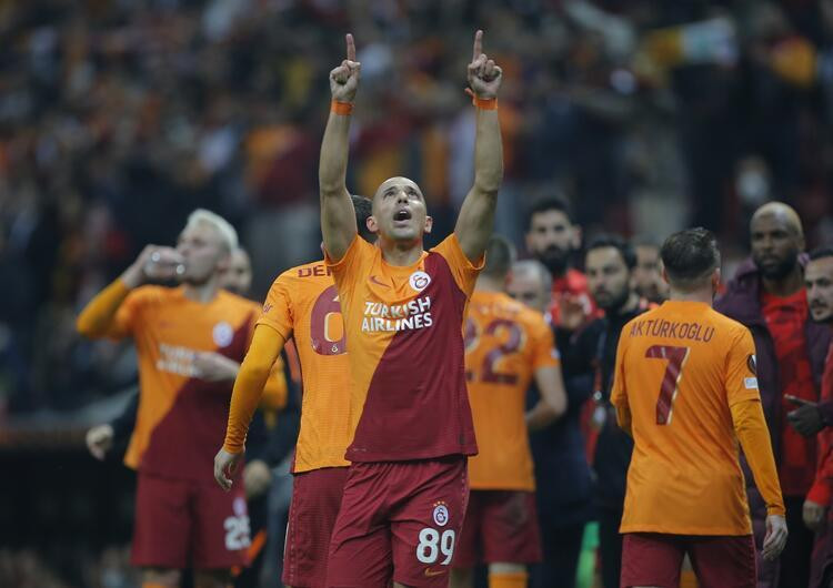 Son Dakika: Türk futbolu nefes aldı Fenerbahçe ve Galatasaray maçları sonrası UEFA sıralamasında tablo değişti...