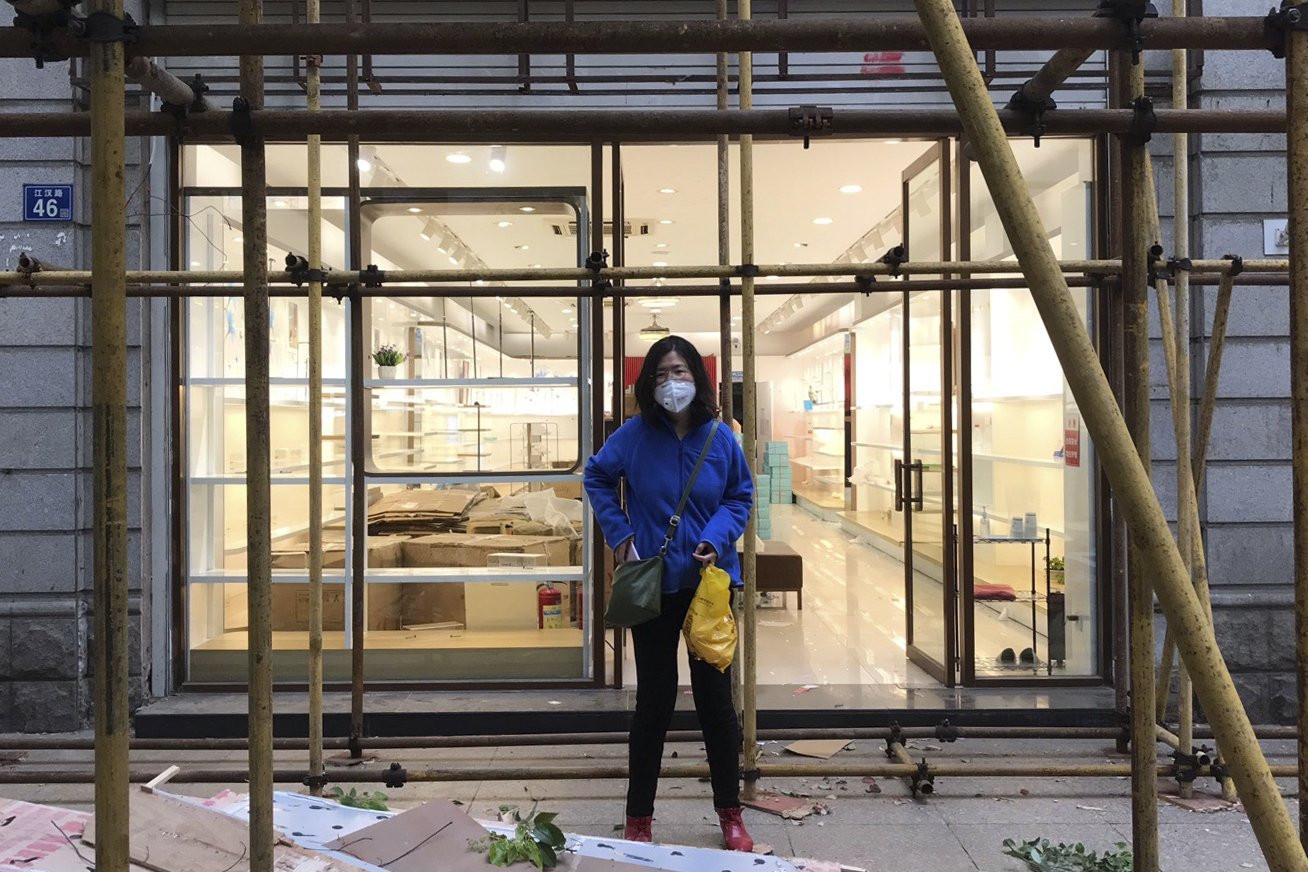 Vuhanda yaşananları dünyaya duyurmuştu... Ailesi dünyaya seslendi: Kızımız ölüyor