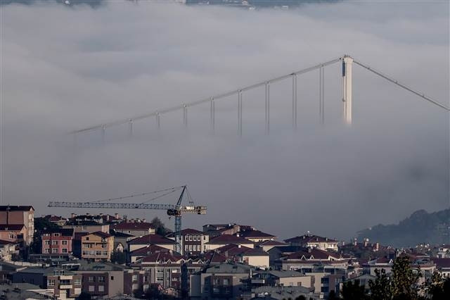 İstanbulda yoğun sis Görüş mesafesi azaldı