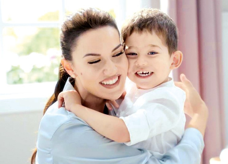 Karan için söyledi