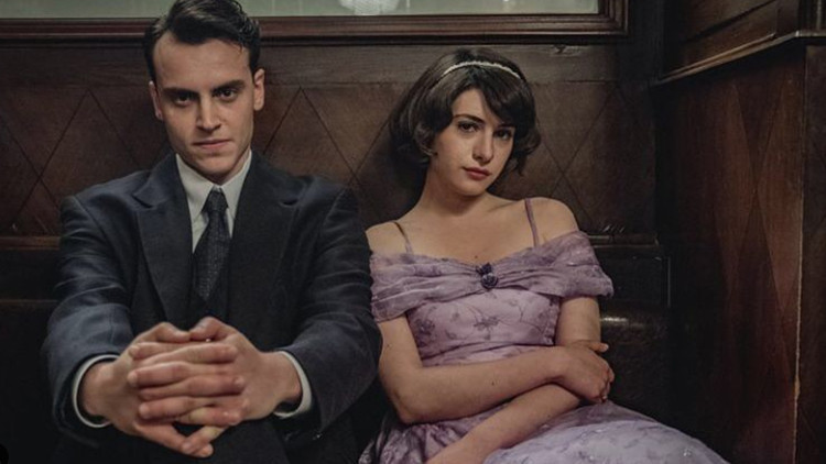 KULÜP DİZİSİ RAŞEL KİMDİR