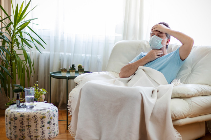 Farenjit Hastalığının Boğaz Gıcıklanmasına Etkileri Nelerdir Farenjit Hastalığının Boğaz Gıcıklanmasına Etkileri Nelerdir