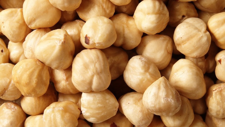 Fındık, keten tohumu ve kuruyemişler