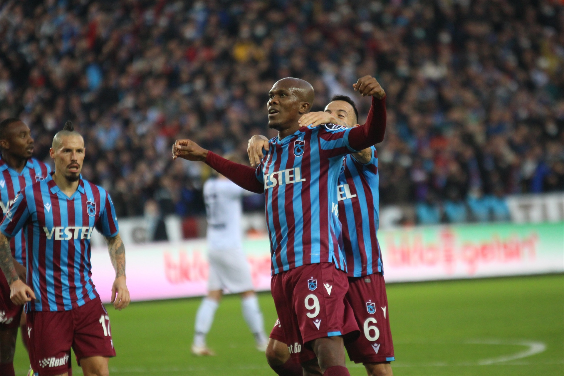 Trabzonspor - Adana Demirspor maçından fotoğraflar