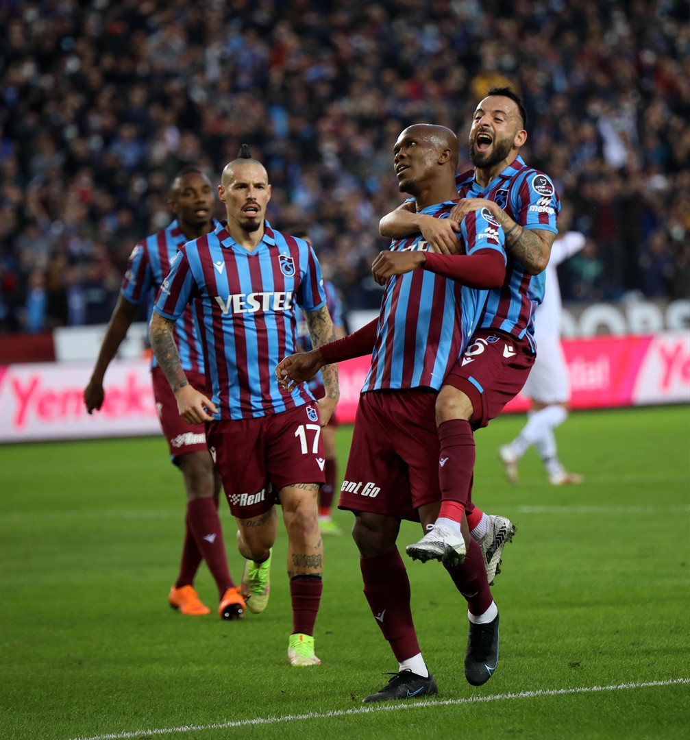 Trabzonspor - Adana Demirspor maçından fotoğraflar