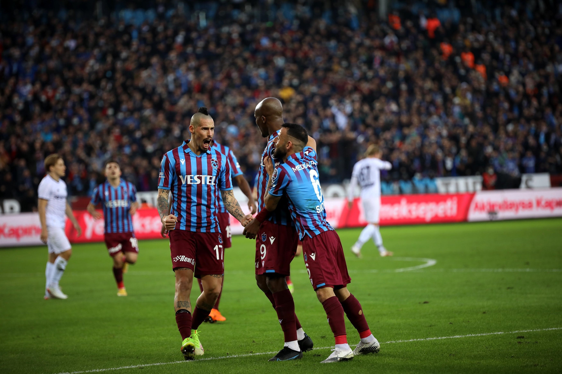 Trabzonspor - Adana Demirspor maçından fotoğraflar