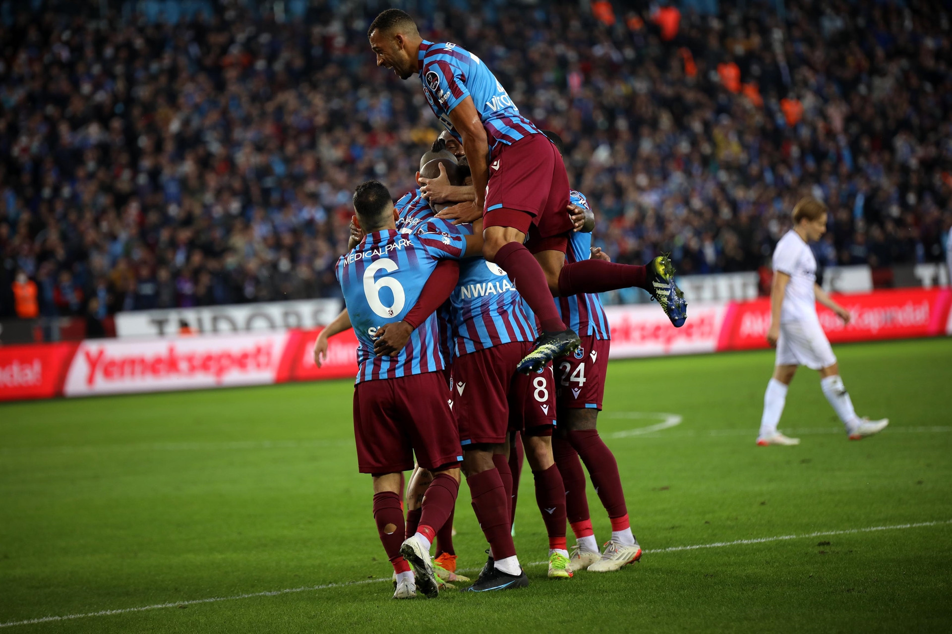 Trabzonspor - Adana Demirspor maçından fotoğraflar