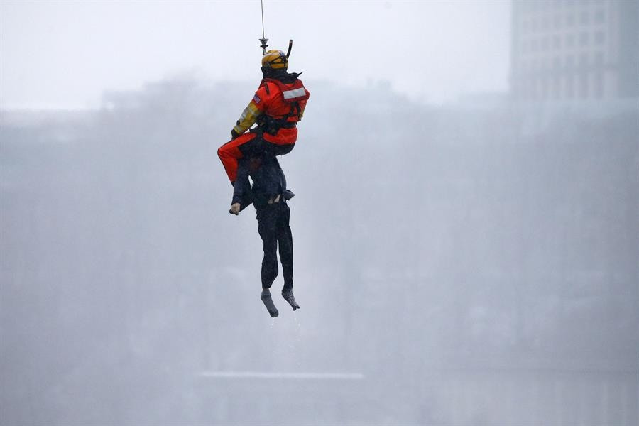 Her anı böyle görüntülendi... Nefes kesen kurtarma operasyonu dünya gündeminde