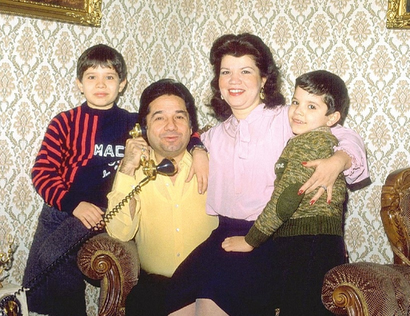 ‘Açelya Devrim Yılhanın bilinmeyenleri... Kilolusun’  deyip konservatuvara almadılar