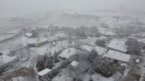 Son dakika: İstanbulda kar yağışı için gün belli oldu Peş peşe uyarılar: İlk kar düştü, Marmara beyaza büründü