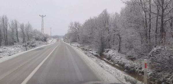 ÇATALCA BEYAZA BÜRÜNDÜ