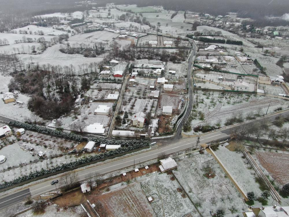 Son dakika: İstanbulda kar yağışı için gün belli oldu Peş peşe uyarılar: İlk kar düştü, Marmara beyaza büründü