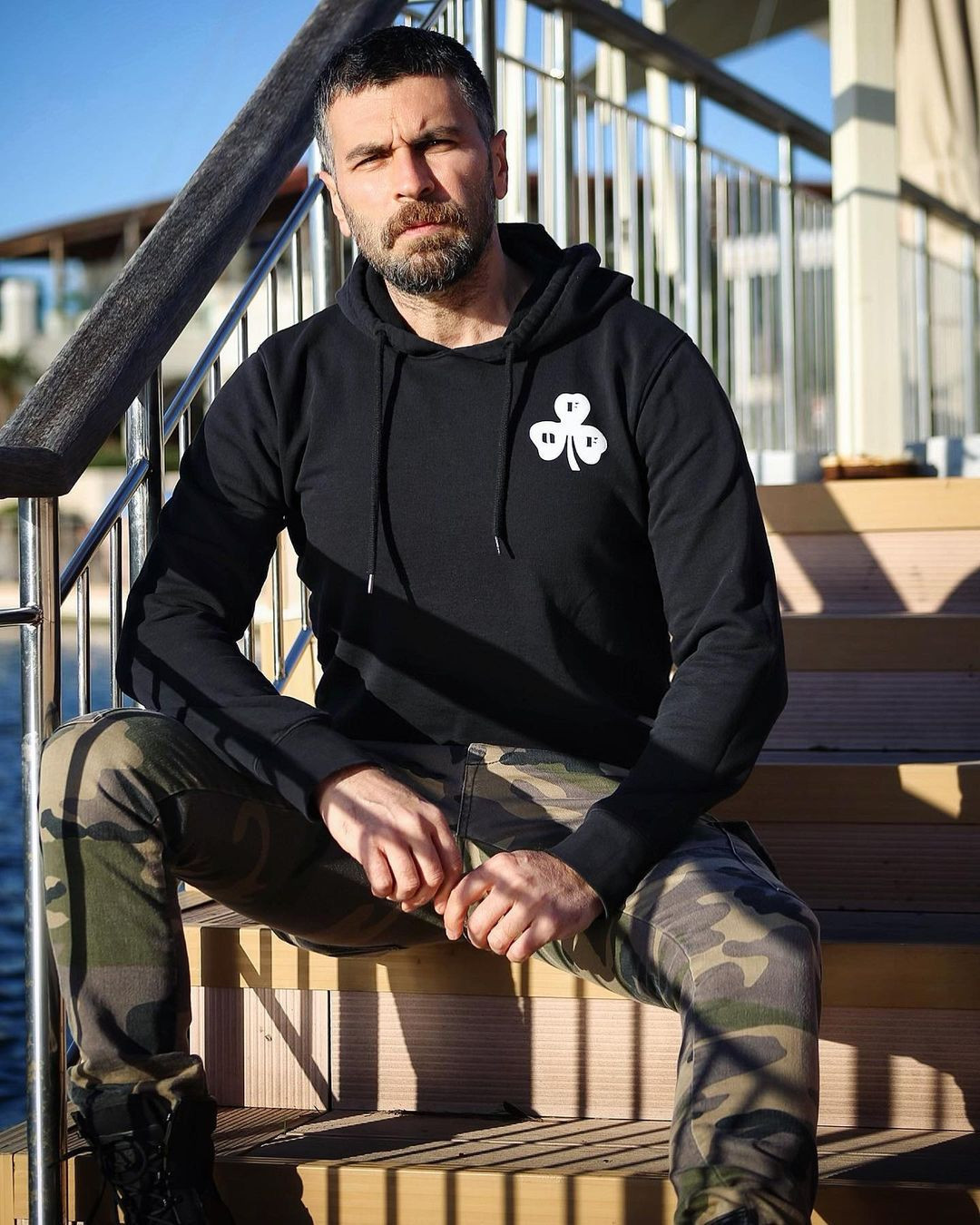 Ünlü isimlerin bilinmeyen yönleri... Evlilik 3 yıl sürdü