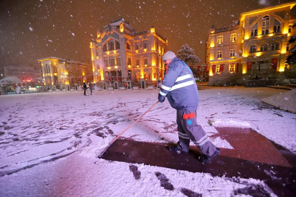 Son dakika... Türkiye kar altında 12 ilde eğitime kar engeli: İşte yüz yüze eğitime ara verilen kentler Son dakika... Türkiye kar altında 12 ilde eğitime kar engeli: İşte yüz yüze eğitime ara verilen kentler