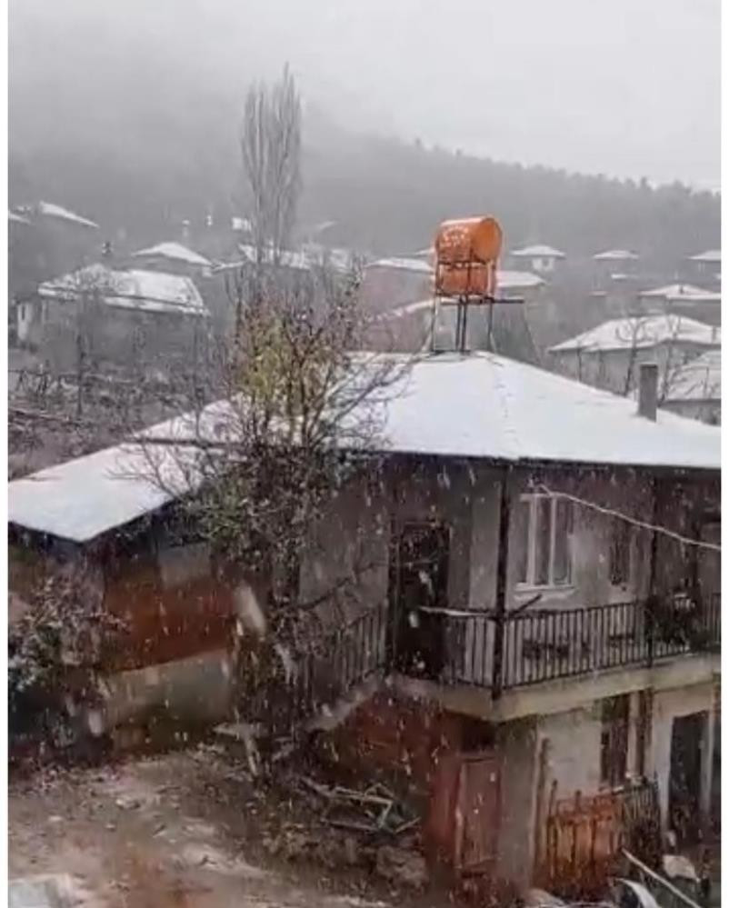 Son dakika... Türkiye kar altında 12 ilde eğitime kar engeli: İşte yüz yüze eğitime ara verilen kentler Son dakika... Türkiye kar altında 12 ilde eğitime kar engeli: İşte yüz yüze eğitime ara verilen kentler