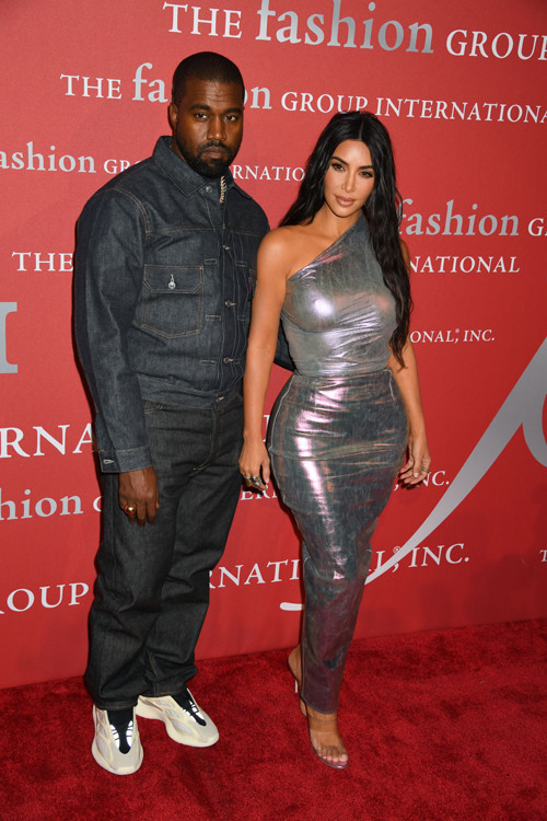 ŞARKILARLA İTİRAF ŞARKILARLA İTİRAF