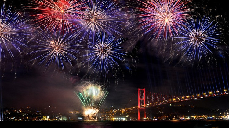 YILBAŞINDA OKULLAR TATİL Mİ