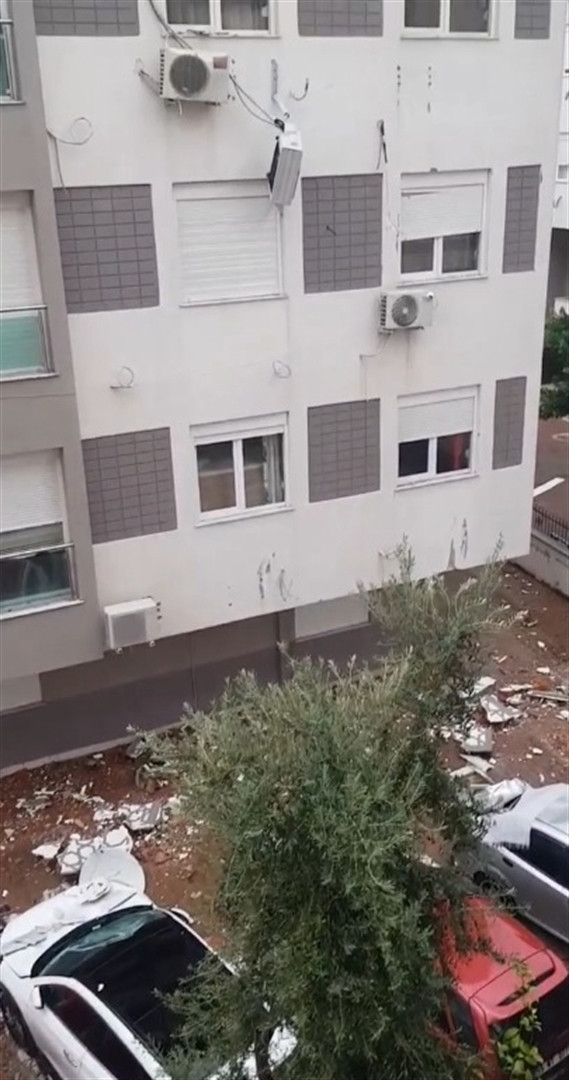 Meteoroloji uyarmıştı Antalyada şiddetli yağış başladı