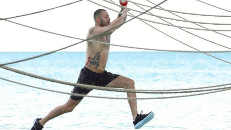 CANIM NE İSTERSE ONU YİYORUM