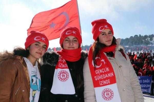 Sarıkamış Şehitleri, 107nci yılda binlerce kişinin katıldığı yürüyüşle anıldı