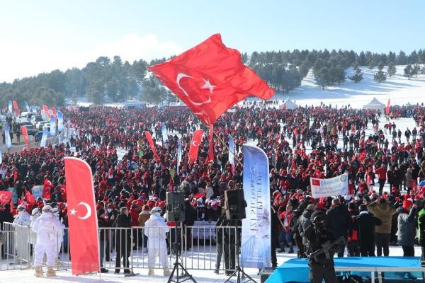 Sarıkamış Şehitleri, 107nci yılda binlerce kişinin katıldığı yürüyüşle anıldı