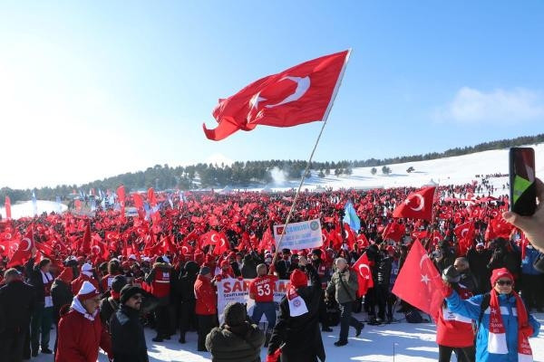 Sarıkamış Şehitleri, 107nci yılda binlerce kişinin katıldığı yürüyüşle anıldı