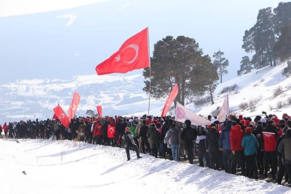 Sarıkamış Şehitleri, 107nci yılda binlerce kişinin katıldığı yürüyüşle anıldı