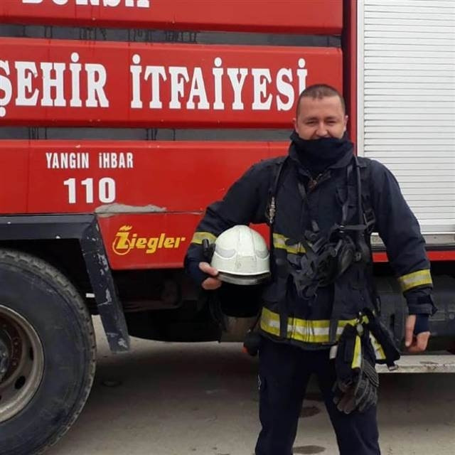 Göreve giden itfaiye aracı devrildi: 4 personel yaşamını yitirdi