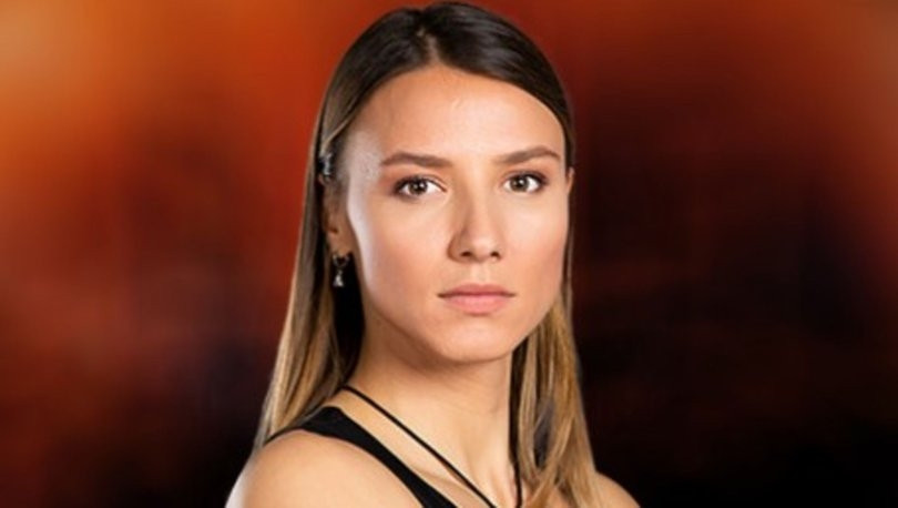 SURVİVOR ELİF KİMDİR