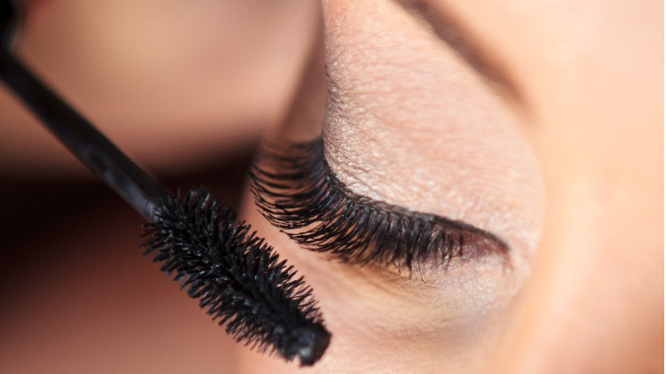 Suya dayanıklı maskaradan kaçının