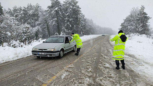 TRAFİĞE KAPALI YOLLAR NASIL ÖĞRENİLİR